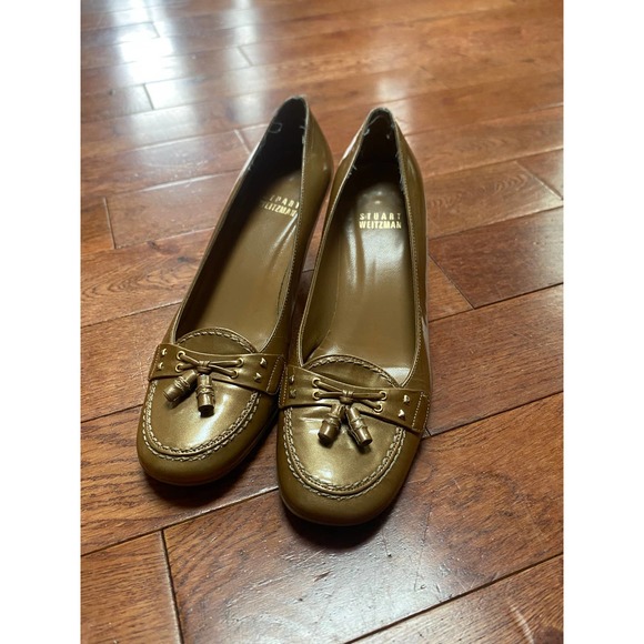 Stuart Weitzman Gold Patton Loafer Heels, Size 5 - Picture 1 of 6